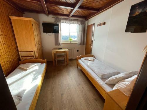 Hostal Pension Hones