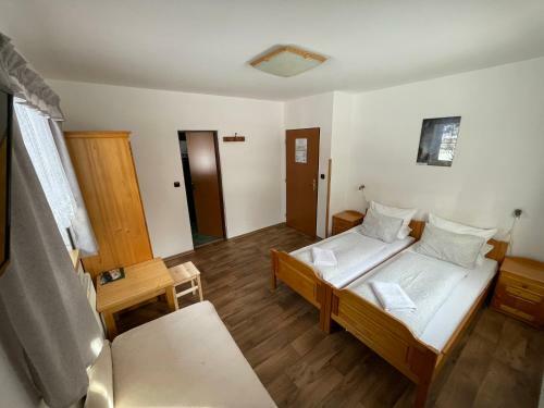 Hostal Pension Hones
