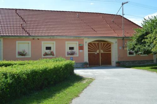 Hostal Ubytov�n� U Zim?