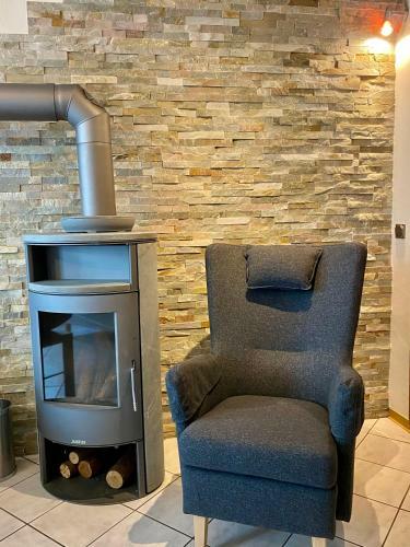 Hostal Winzerhaus Im Oberdorf - Ferienwohnung Oder G�stezimmer Oder Alles Zusammen