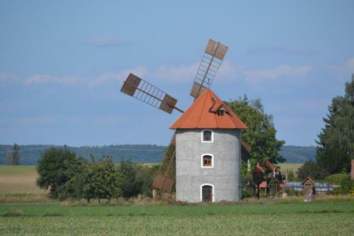 Adela�s Czech Village House