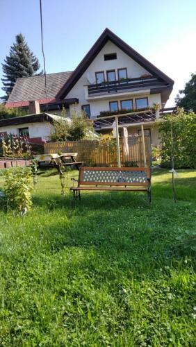 Apartm�n Kopec, Se Zahr�dkou