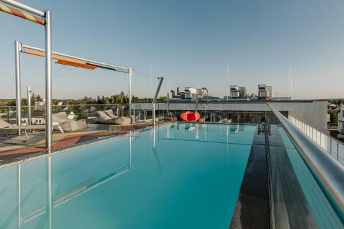 Hotel Brucklyn Suites
