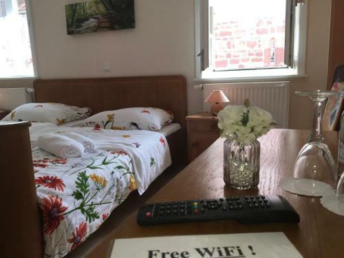 Hostal Alte Schule Niederd�nzebach
