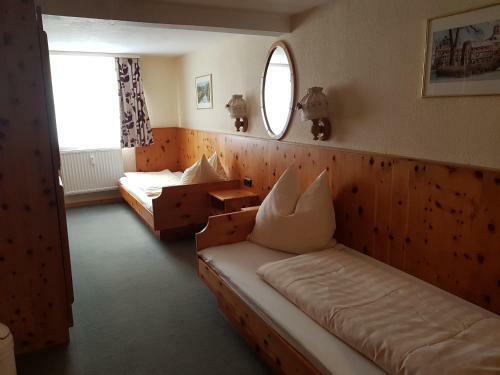 Hostal Pension Frankfurter Hof