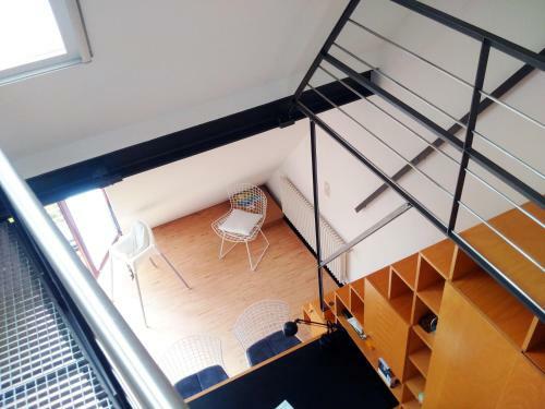 Apartamento Modernes Dachstudio In Guter Lage