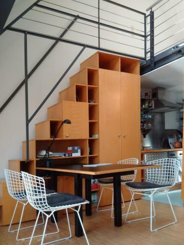 Apartamento Modernes Dachstudio In Guter Lage