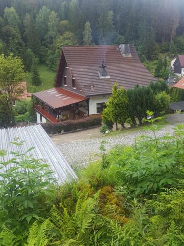 Apartamento Monteur- Und Ferienwohnung Waldrauschen