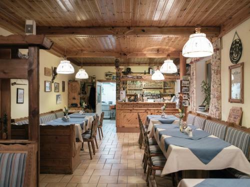 Hostal Gasthof - Pension �dsteinblick