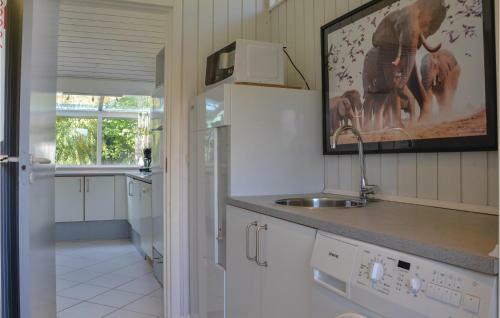 Holiday Home Bl�mejsevej Dronningm�lle X