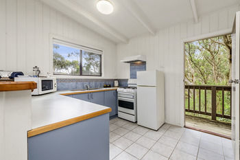 Hotel Beacon Point Ocean View Villas