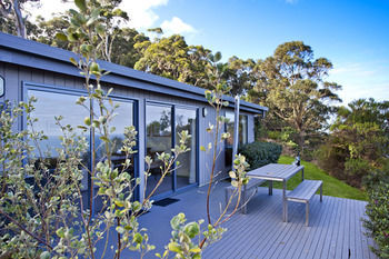 Hotel Beacon Point Ocean View Villas