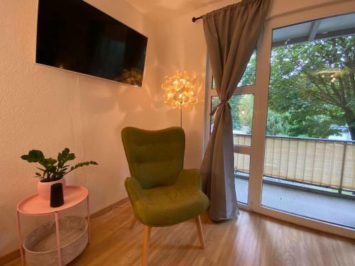Suitable Living - Luxury Apartment With Balcony And Fast Wifi