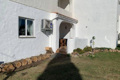 Apartamento Lovely T2- 88a - Vila Sr� Da Rocha,arma��o De Pera