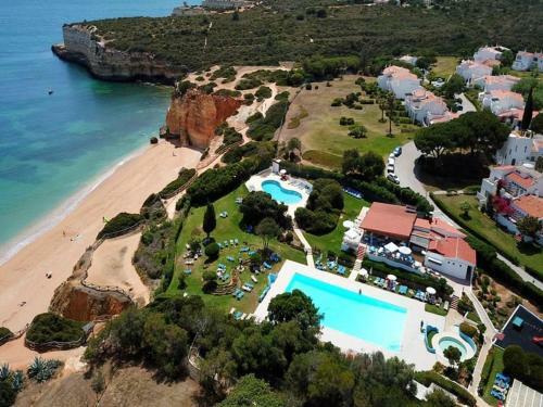 Villa Nossa Senhora Da Rocha Resort Algarve By Red B? Serviced Accommodation Uk