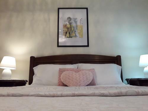 Apart. Av. Ant�nio Feij�