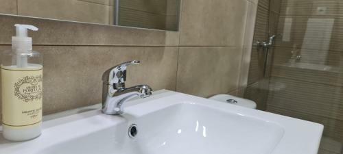 Fernandes Apartment