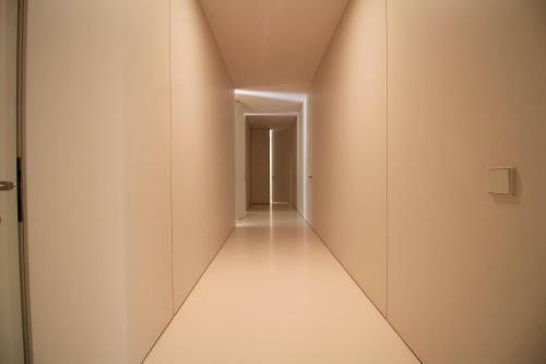 Slope Design Villa - Luxurious Architecture Villa