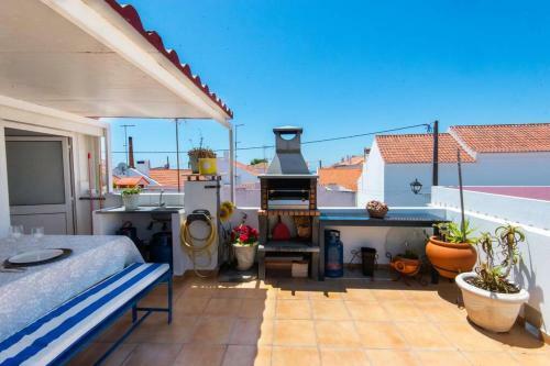 Chaparro Holidays - Big House With Terrace - Free Coffee