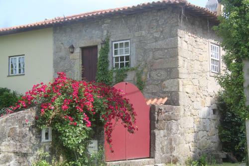 Casa De S�o Vicente De Cima