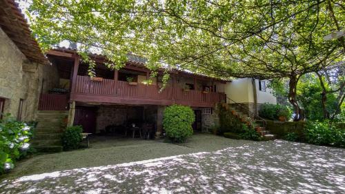 Casa De S�o Vicente De Cima
