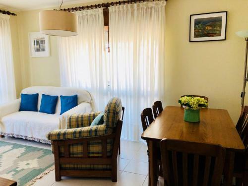 E�a De Queir�s Apartment