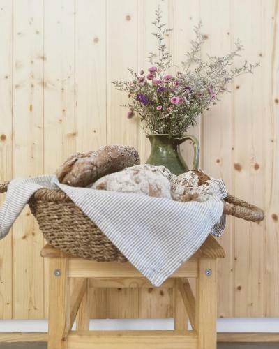 Hostal O Violas - Art Coffee & Guesthouse