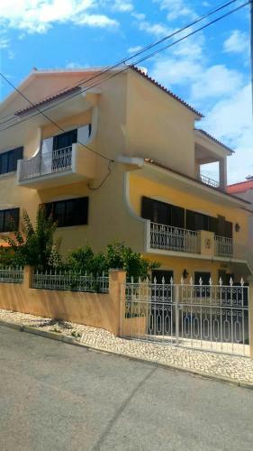 Casa Em Palmela - Set�bal