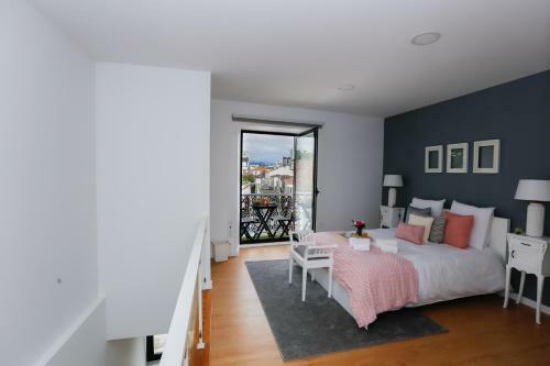 2 Towers Apartment