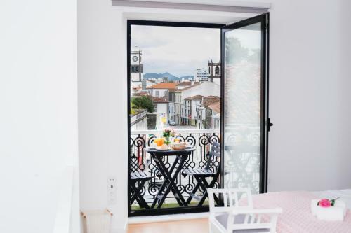 2 Towers Apartment