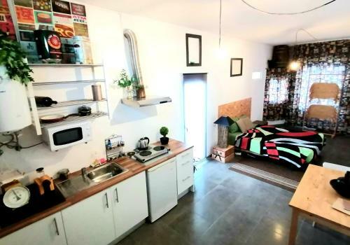 Apartamento Pequeno Est�dio Santa Clara