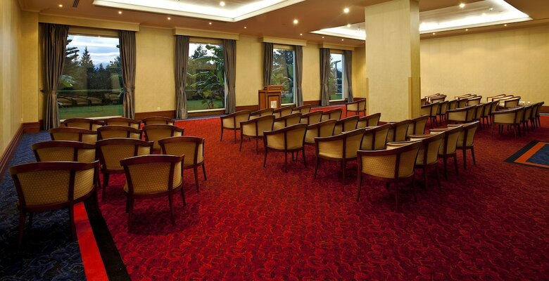 Ic Hotels Airport