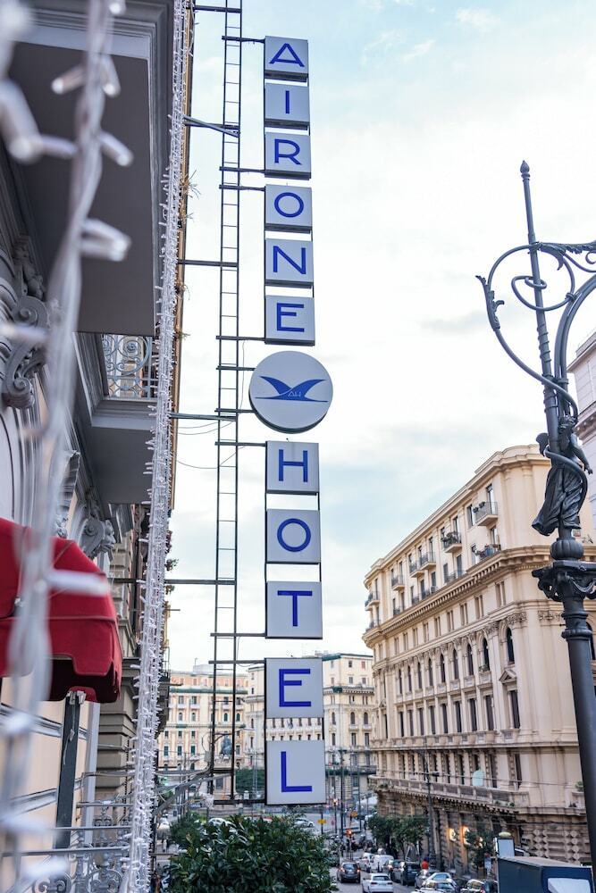 Hotel Airone