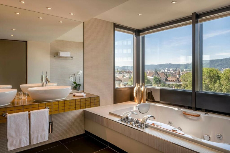 Hotel Zurich Marriott