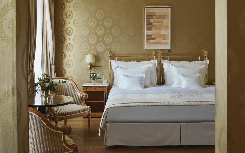 Hotel Grand National