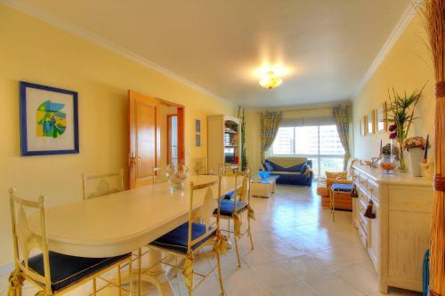 3 Bed Apartment Vilamoura Center