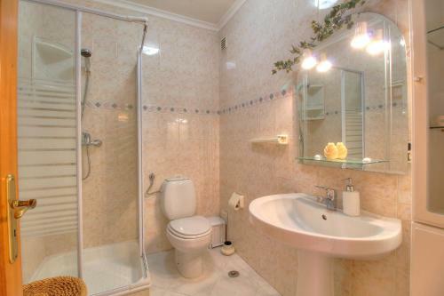3 Bed Apartment Vilamoura Center