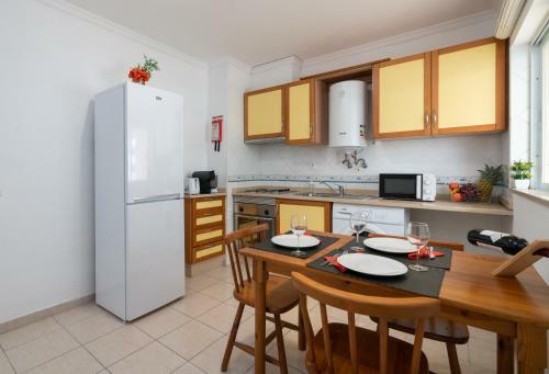 Apartamento Lofty Restful Flat W/ Balcony - Vilamoura