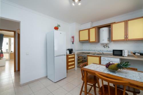 Apartamento Lofty Restful Flat W/ Balcony - Vilamoura