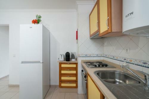 Apartamento Lofty Restful Flat W/ Balcony - Vilamoura