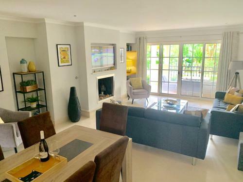 Stylish Apartment Palmyra