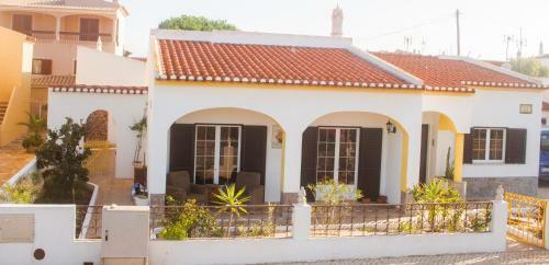 Hostal Lemontree Eco Surfhouse