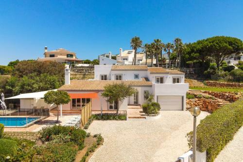 Beach Villa - Oceanfront Villa Martinhal