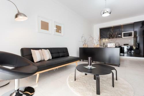 Mr. Sponsor Apartment