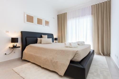 Mr. Sponsor Apartment