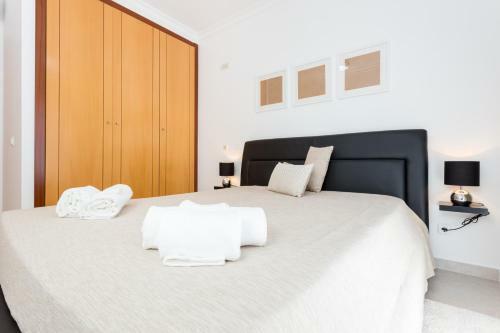 Mr. Sponsor Apartment