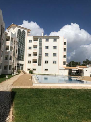 Studio Apartment In Praia Do Vau