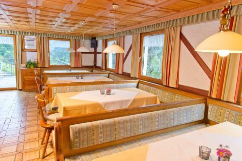 Hostal Caf� Pension Zum J�ger