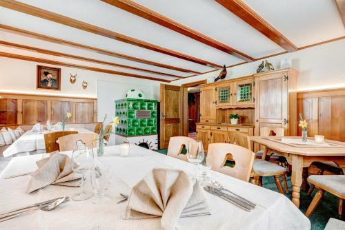 Hostal Caf� Pension Zum J�ger