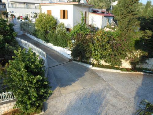 Apartments Dhermi